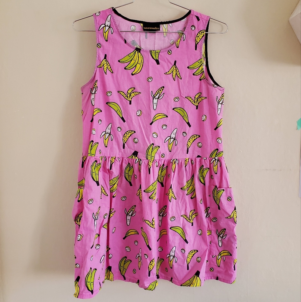 🍌 Nooworks Big Pocket Dress in Bananas Print, size L. *RARE* 🍌